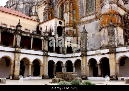 Cour intérieure au Couvent du Christ à Tomar, Portugal Banque D'Images