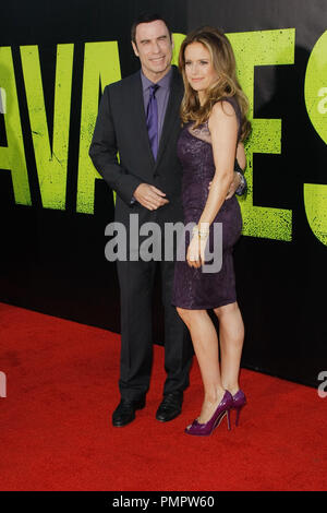 John Travolta et Kelly Preston à la première mondiale de l'Universelle'. « sauvages Tenue des arrivées au Mann Village Westwood à Los Angeles, CA, le 26 juin 2012. Photo par Joe Martinez / PictureLux Banque D'Images