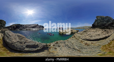 Vue panoramique à 360° de Porth Dafarch Coasteering à