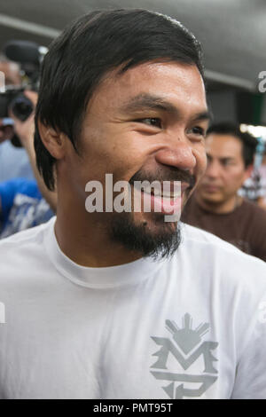 Manny Pacquiao assiste à sa séance d'entraînement à des médias de Sport Boxe carte sauvage le 28 novembre 2012 à Los Angeles, Californie. L'entraînement est en préparation de la prochaine Pacquiao lutte contre Juan Manuel Marquez des inamita "le 8 décembre 2012 à la MGM Grand Garden Arena de Las Vegas. (Photo par John / Salangsang PictureLux / RPAC) Banque D'Images