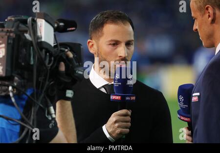 Gelsenkirchen, Allemagne. 18 Sep, 2018. firo : 18.09.2018, Football, 1.Bundesliga, la saison 2018/2019, l'UEFA, Champions League, CL, FC Schalke 04 - FC Porto Interview Domenico Tedesco | utilisée dans le monde entier : dpa Crédit/Alamy Live News Banque D'Images