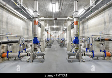 Prague, République tchèque. 19 Sep, 2018. Une partie d'une nouvelle usine de traitement de l'eau ligne dans le centre de traitement industriel de l'eau (UCOV) à Prague, République tchèque, le 19 septembre 2018. Photo : CTK Vit Simanek/Photo/Alamy Live News Banque D'Images