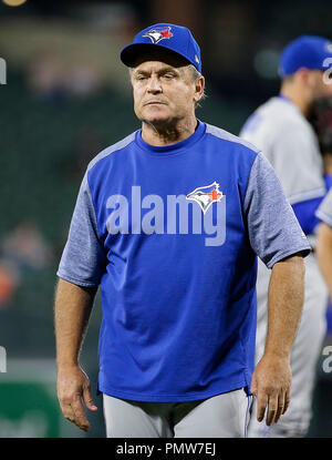 Baltimore, USA. 19 Sep, 2018. Blue Jays de Toronto Manager John Gibbons promenades retour à l'creusé hors de la butte pendant un match entre les Orioles de Baltimore et les Blue Jays de Toronto à Camden Yards de Baltimore, MD. Justin Cooper/CSM/Alamy Live News Banque D'Images