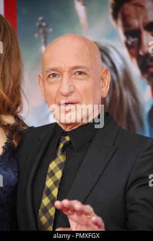 Sir Ben Kingsley 04/24/2013 'Iron Man 3' Première mondiale tenue à El Capitan Theatre à Hollywood, CA Photo par Hanako HNW / PictureLux / Sato Banque D'Images