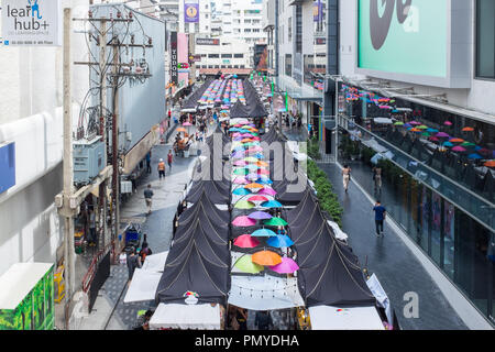 Vue aérienne de vendeurs de rue à Bangkok, Thaïlande Banque D'Images