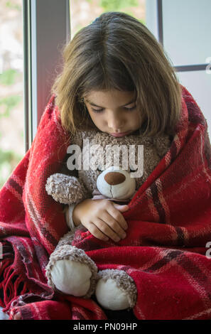 Fille avec bear Banque D'Images