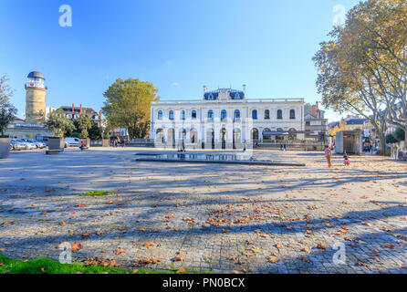 France, Correze, Brive la Gaillarde, Théâtre municipal de la Grange, place Aristide Briand // France, Corrèze (19), Brive-la-Gaillarde, Théâtre m Banque D'Images
