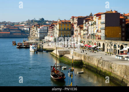 Porto, capitale du vin de Porto, et le quartier de Ribeira, Site du patrimoine mondial de l'UNESCO, Portugal Banque D'Images