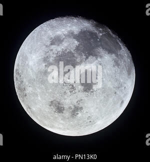 Pleine lune, photographié à partir de l'engin spatial Apollo 11 au cours de sa trans-terre homeward voyage Banque D'Images