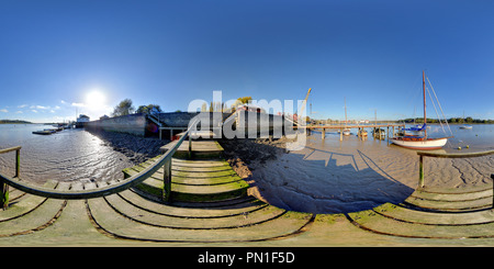 Vue panoramique à 360° de River Deben à Woodbridge, Suffolk, UK - Vue depuis la jetée