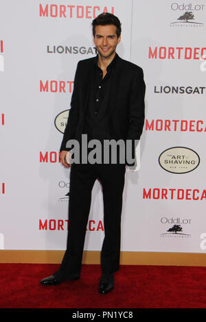 Guy Burnet 21/01/2015 Le Los Angeles Premiere de "ortdecai" tenue au Théâtre chinois de Grauman à Hollywood, CA Photo par Izumi Hasegawa /HNW / PictureLux Banque D'Images