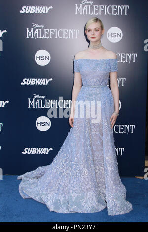 Elle Fanning 05/28/2014 'Maleficent' Premiere tenue au El Capitan Theatre à Hollywood, CA Photo par Kazuki Hirata / HNW / PictureLux Banque D'Images