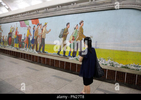 La station de métro Puhung de Pyongyang Banque D'Images