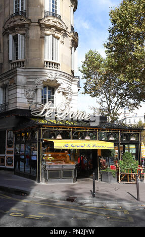 Le célèbre restaurant Le Dome situé sur le boulevard Montparnasse, Paris, France. Banque D'Images