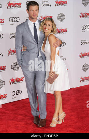 Chris Hemsworth et Elsa Pataky à la première mondiale de "Marvel Avengers Uncanny X-Men'. Les arrivées ont eu lieu au Kodak Theater à Hollywood, CA, lundi, 13 avril, 2015. Photo par : Richard Chavez / PictureLux Banque D'Images