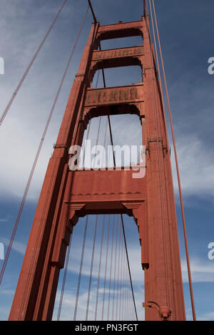 Close up of the Golden Gate Bridge à San Francisco. Banque D'Images