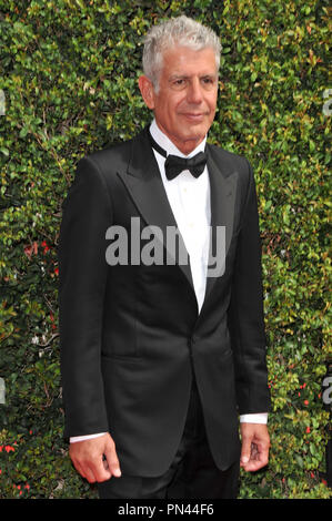 En 2015 Anthony Bourdain le Creative Arts Emmy Awards tenue à la Microsoft Theatre de Los Angeles, CA le Samedi, Septembre 12, 2015. Photo par PictureLux RPAC RPAC / Référence de dossier 32718 011RPAC01 pour un usage éditorial uniquement - Tous droits réservés Banque D'Images