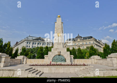 Monument commémoratif de guerre soviétique. Place Szabadsag, Budapest, Hongrie Banque D'Images