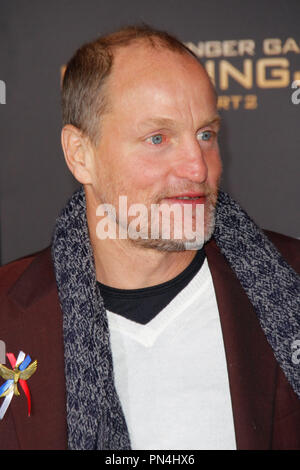 Woody Harrelson au Los Angeles Premiere d' 'Lionsgates Les Hunger Games : Clarak - Partie 2 tenue au Théâtre de Microsoft à Los Angeles, CA, le 16 novembre 2015. Photo par Joe Martinez / PictureLux Banque D'Images