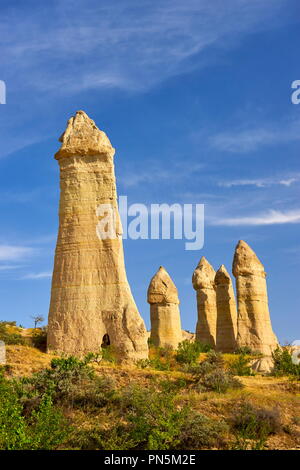 Cheminées de fées rock formation à la vallée de l'amour, Cappadoce, Turquie Banque D'Images