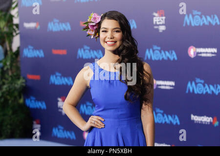 Auli'je Cravalho à l'AFI Fest 2016 Première mondiale de Disney's 'Moana' tenue à l'Théâtre chinois de Grauman à Hollywood, CA, le 14 novembre 2016. Photo par Joseph Martinez / PictureLux Banque D'Images