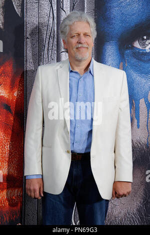 Clancy Brown au légendaire Pictures et Universal Pictures Première de 'Warcraft' tenue à l'Théâtre chinois de Grauman le lundi 6 juin 2016, à Los Angeles, CA. Photo par Joe Martinez / PictureLux Banque D'Images