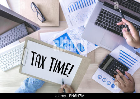 Temps pour la planification de l'argent des impôts Fiscalité Comptabilité financière de l'économie de l'argent remboursement Taxe d'affaires Banque D'Images