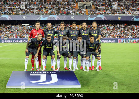 19 septembre, 2018 - Valence, Espagne - Les joueurs de la Juventus FC posent pour une photo de l'équipe avant de l'UEFA Champions League, groupe H match de football entre Liverpool FC et la Juventus FC le 19 septembre 2018 au stade Mestalla de Valence, Espagne (Image Crédit : © Manuel Blondeau via Zuma sur le fil) Banque D'Images