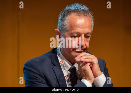 Turin, Italie. 20 septembre 2018. Italie Piémont Turin -Terra Madre Salone del Gusto 20ème Septembre 2018 - inauguration officielle et ouverture au public- Giorgio Ferrero ,assessore pour l'agriculture, de la chasse et de la pêche dans la région du Piémont : crédit facile vraiment Star/Alamy Live News Banque D'Images