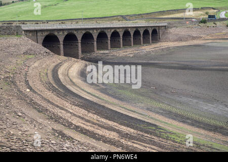 Réservoir Woodhead en sécheresse près de Glossop, Royaume-Uni Banque D'Images
