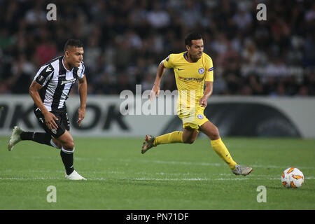 Thessalonique, Grèce. Sep 20, 2018. Avant de Chelsea Pedro (à droite) en action pendant le match entre PAOK et Chelsea. Ligue Europa Phase de groupes match de foot entre PAOK FC et FC Chelsea. Credit : Giannis Papanikos/ZUMA/Alamy Fil Live News Banque D'Images