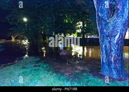 Builth Wells, Powys, au Royaume-Uni. 21 septembre 2018. Météo France : la rivière Wye violation c'est dans les banques de Builth Wells Powys, Pays de Galles, Royaume-Uni. © Graham M. Lawrence/Alamy Live News Banque D'Images