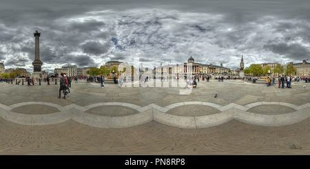 Vue panoramique à 360° de L'heure du déjeuner à Trafalgar Square, Londres