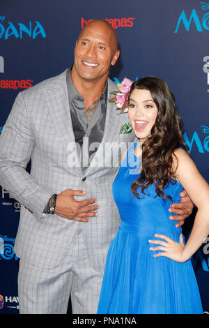 Dwayne Johnson, Auli'je Cravalho à l'AFI Fest 2016 Première mondiale de Disney's 'Moana' tenue à l'Théâtre chinois de Grauman à Hollywood, CA, le 14 novembre 2016. Photo par Joseph Martinez / PictureLux Banque D'Images