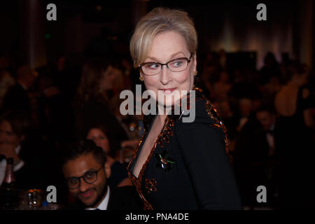 Meryl Streep, vainqueur du Cecil B. DeMille Award pour sa "contribution remarquable à l'animation, sur le terrain" à la 74e assemblée annuelle Golden Globe Awards au Beverly Hilton de Los Angeles, CA le 8 janvier 2017. Référence #  33198 Fichier 923CCR pour un usage éditorial uniquement - Tous droits réservés Banque D'Images