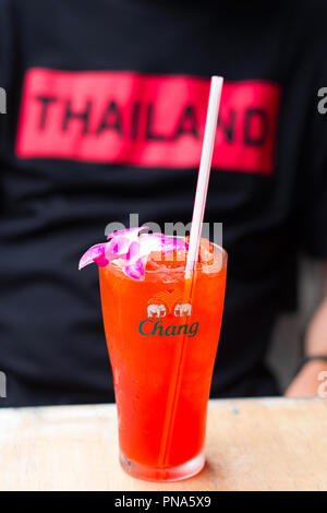 A proximité de la photographie en un cocktail de jus d'orange en Thaïlande Banque D'Images