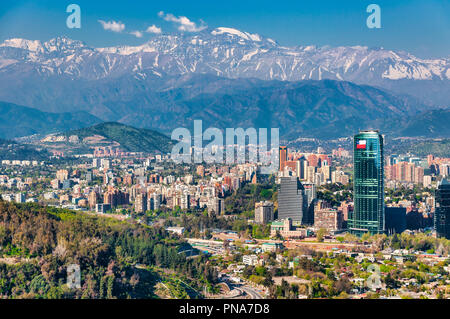 Skyline de Santiago du Chili Banque D'Images