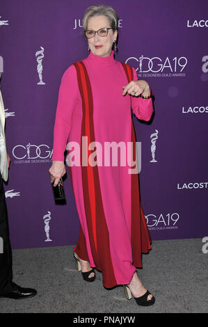 Meryl Streep à la 19e Costume Designers Guild Awards qui a eu lieu au Beverly Hilton de Los Angeles, CA le Mardi, Février 21, 2017. Photo de RPAC / PictureLux 33239 Numéro de référence de dossier 002RPAC01 pour un usage éditorial uniquement - Tous droits réservés Banque D'Images