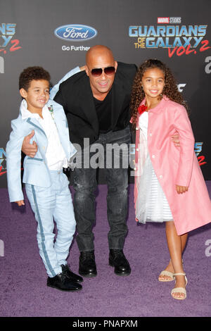 Vin Diesel lors de la première mondiale de Marvel Studios' 'gardiens de la Galaxie Tome 2' tenue à l'Kodak Theater à Hollywood, CA, le 19 avril 2017. Photo par Joseph Martinez / PictureLux Banque D'Images