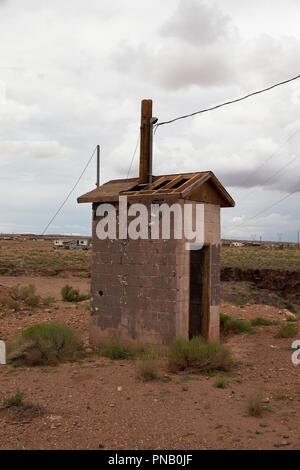Outhouse en désert de l'Arizona Banque D'Images
