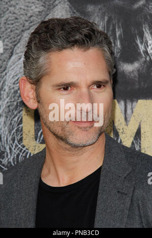 Eric Bana lors de la première mondiale de Warner Bros' 'Le Roi Arthur : Légende de l'Épée" tenue à l'Théâtre chinois de Grauman à Hollywood, CA, le 8 mai 2017. Photo par Joseph Martinez / PictureLux Banque D'Images