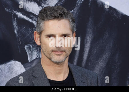 Eric Bana lors de la première mondiale de Warner Bros' 'Le Roi Arthur : Légende de l'Épée" tenue à l'Théâtre chinois de Grauman à Hollywood, CA, le 8 mai 2017. Photo par Joseph Martinez / PictureLux Banque D'Images