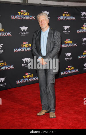 Clancy Brown lors de la première de Marvel Studios' 'Thor : Ragnarok' tenue à El Capitan Theatre à Hollywood, CA, 10 octobre, 2017. Photo par Joseph Martinez / PictureLux Banque D'Images