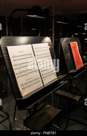 Note de musique est en fosse d'orchestre en théâtre musical Banque D'Images