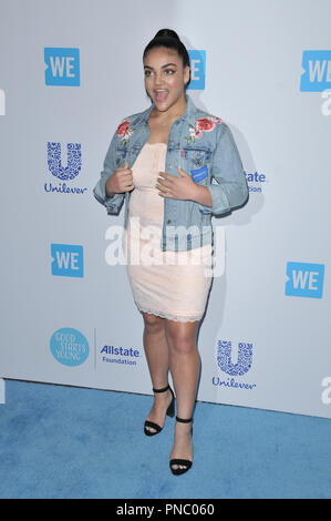 Laurie Hernandez dans nous jours Californie 2018 tenu au Forum à Inglewood, CA le Jeudi, Avril 19, 2018. Photo de RPAC / PictureLux 33581 Numéro de référence de dossier 072RPAC01 pour un usage éditorial uniquement - Tous droits réservés Banque D'Images