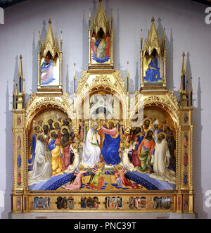 Incoronazione della Vergine / Couronnement de la Vierge. Date/période : 1414. La peinture. Tempera sur panneau. Hauteur : 450 cm (14.7 ft) ; Largeur : 350 cm (11.4 ft). Auteur : LORENZO MONACO. Banque D'Images