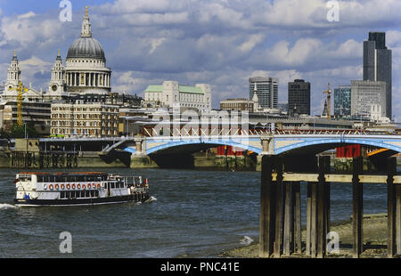 Toits de Londres, Angleterre, Royaume-Uni. Circa 1980 Banque D'Images