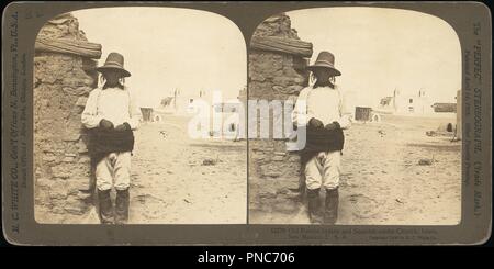 [Groupe d'Stéréophotogramme 48 vues de l'Arizona et ses environs]. Artiste : Inconnu ; Benneville Lloyd Singley (Américain, Union européenne, 1864-1938, New York) ; Meadville Kilburn Brothers (États-Unis, actif à ca. 1865-1890) ; W. S. Conant (américain). Dimensions : se monte à environ : 8,9 x 17,8 cm (3 1/2 x 7 in.) de 10,6 x 17,4 cm (4 3/16 x 6 7/8 in.). Studio de photographie : sculptures et des Studios Sun (américain). Editeur : Keystone View Company ; Underwood & Underwood (américain) ; H. C. White Company (américain) ; série Standard (américain) ; Nouvelle Série H ; Edward Kilburn (américain, 1 Banque D'Images