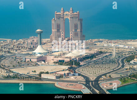 Vue de l'île et l'Al Kasir Marina Mall à Abu Dhabi , ÉMIRATS ARABES UNIS, Émirats Arabes Unis Banque D'Images