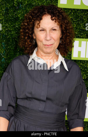 Rhea Perlman au Los Angeles Première mondiale pour la nouvelle série de comédie de HBO HUNG tenue à la Paramount Theatre à Hollywood, CA le mercredi 24 juin, 2009. Photo de RPAC / PictureLux RheaPerlman #  de référence de fichier 62409 02RPAC pour un usage éditorial uniquement - Tous droits réservés Banque D'Images